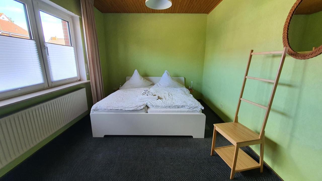 Friesenmeer Ferienwohnung Eins Bensersiel Kültér fotó